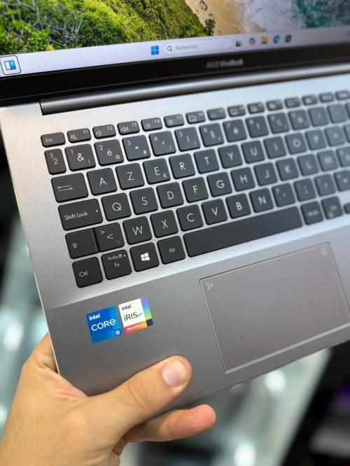 Asus VivoBook X415E - i5 1135G7 - 8Go - 512Go - Intel Iris Xe Graphics