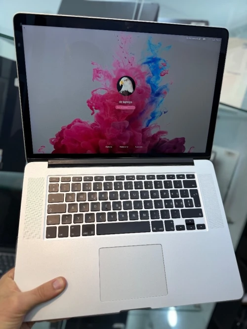 MacBook Pro 2015 Retina i7 2.5 Ghz - 16Go - 1To - Radeon Pro M370X