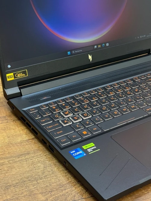 Acer Nitro V16 165Hz - i7 14650HX - 16Go - 512Go - RTX 4060 8Go