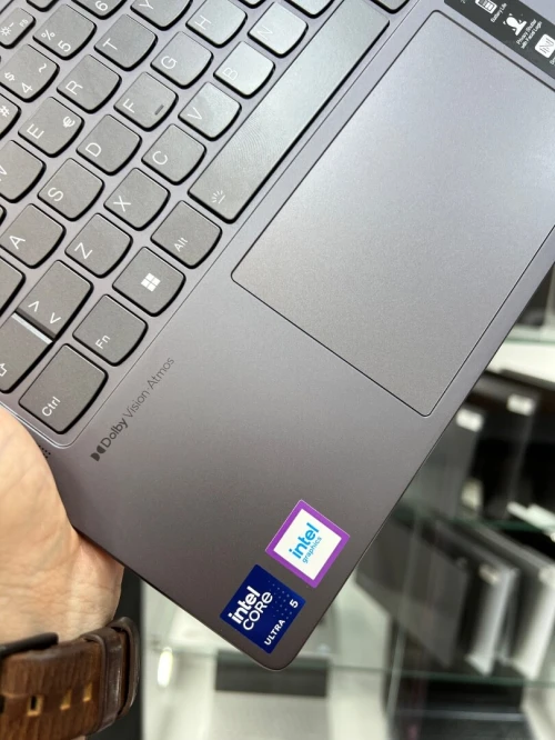 Lenovo Yoga Slim 7i - Ultra 5 125U - 16Gb - 512Gb - Intel R Graphics 
