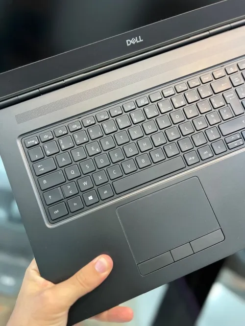 Dell Precision 7760 - i7 11850H - 32Go - 512Go - Intel Iris Xe Graphics 