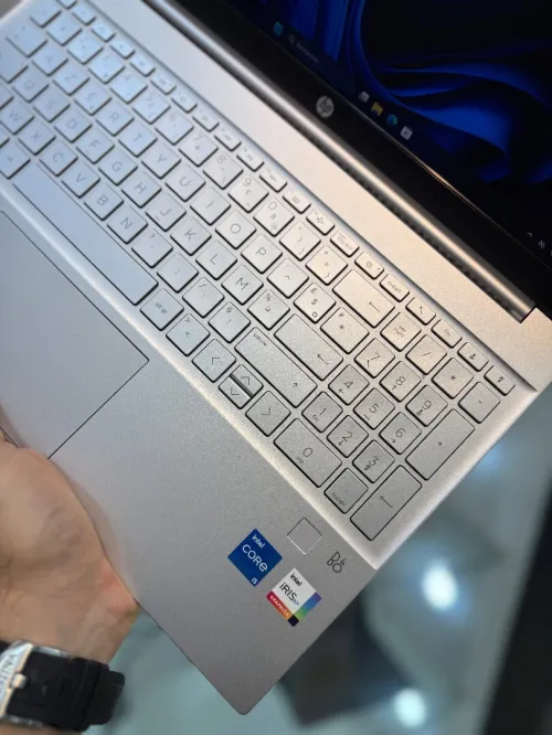 HP Pavilion 15s FHD - i5 1235U - 16Go - 512Go SSD - Intel Iris Xe Graphics