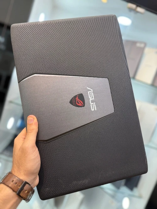 Asus ROG 17" i5 6300HQ - 8Go - 256Go - Nvidia GTX 960M 2Go
