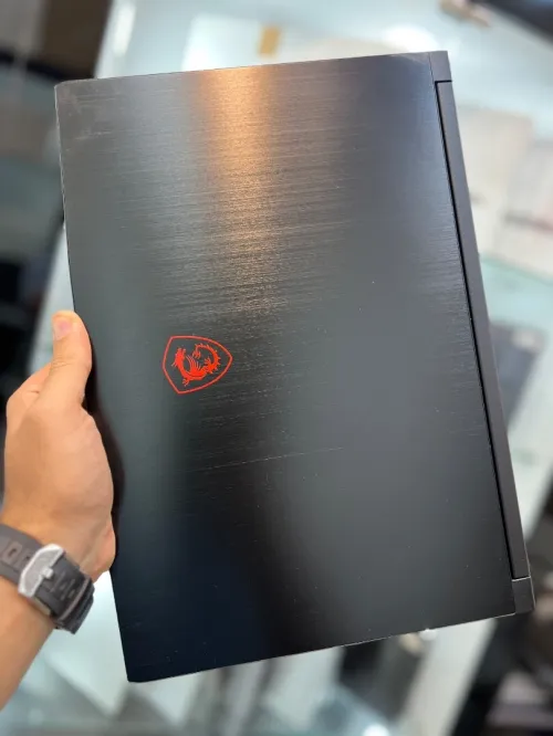 MSI GF63 FHD 144Hz - i5 12450H - 16Go - 512Go - RTX 2050 4Go