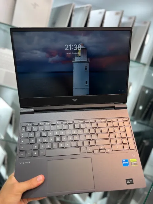 HP Victus FHD 144Hz - i5 12500H - 16Go - 512Go - RTX 4060 8Go