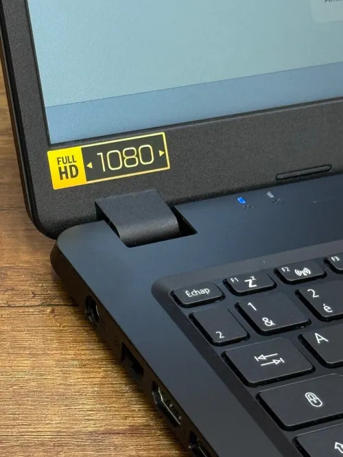 Acer Aspire 3 FHD - i5 8250U - 8Go Ram - 256Go SSD - Intel UHD Graphics