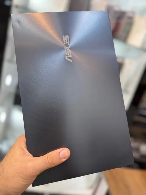 Asus ZenBook 14 OLED - i7 1165G7 - 16Go - 1To - MX450
