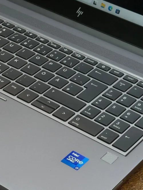 HP ZBOOK Fury G8 - i7 11850H - 32Go Ram - 1To - RTX A2000 4Go