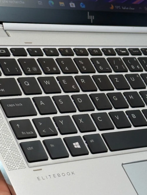 HP EliteBook X360 G4 - i5 8350U - 8Go - 256Gon- Intel UHD Graphics