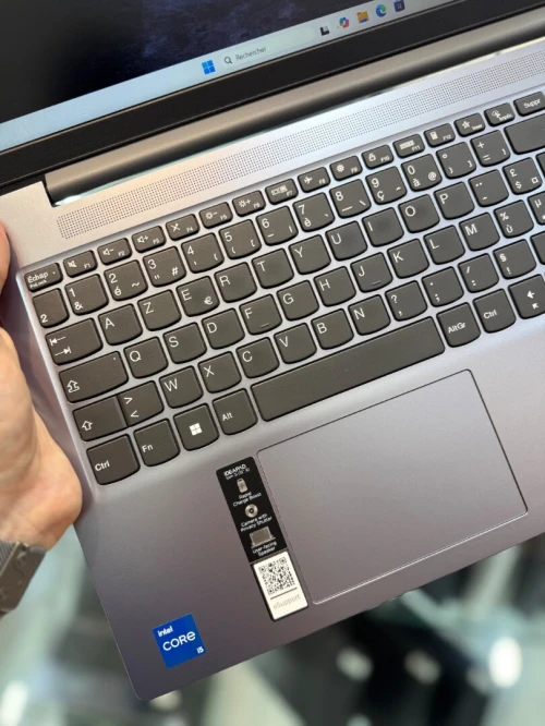 Lenovo IdeaPad Slim 3i - i5 13450H - 16Go - 512Go - Intel UHD Graphics