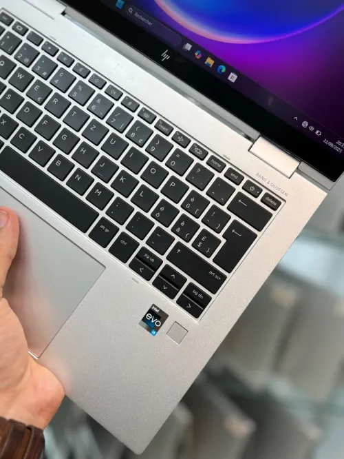 HP 1040 G10 X360 - i5 1345U - 16Go - 512Go - Intel Iris Xe Graphics