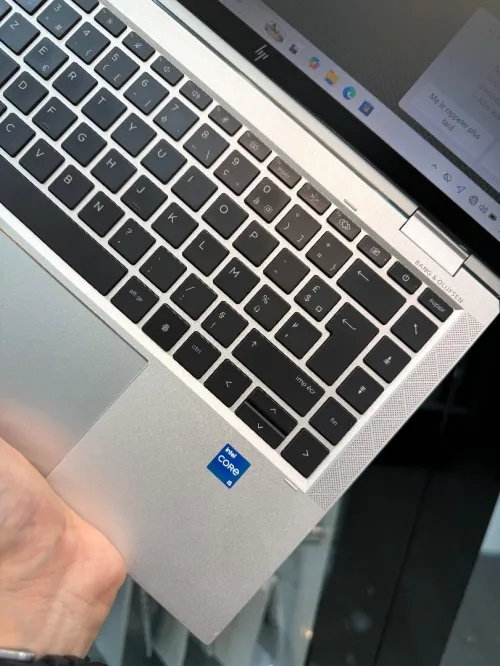 HP EliteBook 1030 X360 G8 - i5 1135G7 - 8Go - 256Go - Intel Iris Xe Graphics