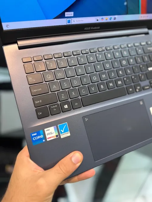 Asus VivoBool OLED - i5 11300H - 8Go - 256Go SSD - Intel Iris Xe Graphics 