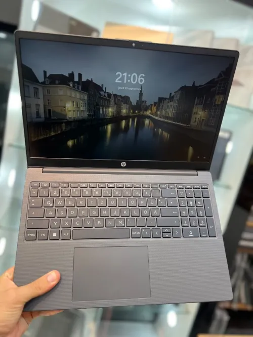 HP Laptop 250 G10 FHD - Ryzen 5 7530U - 16Go - 512Go - AMD Radeon Graphics 