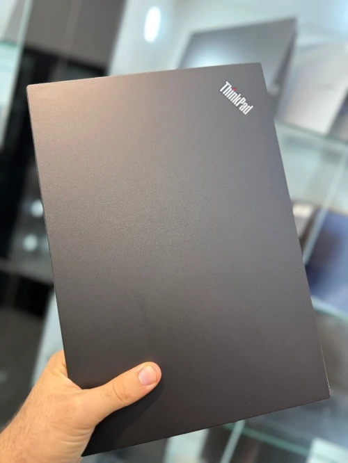 Lenovo ThinkPad T14 Tactile - i7 10510U - 32Go Ram - 512Go - Intel UHD Graphics