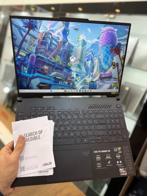 Asus TUF A16 144Hz - Ryzen 7 7745HS - 16Go Ram - 512Go - RTX 4050 6Go