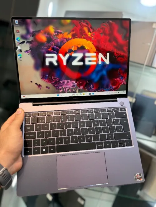 Huawei MateBook D14 2K Ryzen 5 5600U - 16Go Ram - 512Go SSD - AMD Radeon Graphics