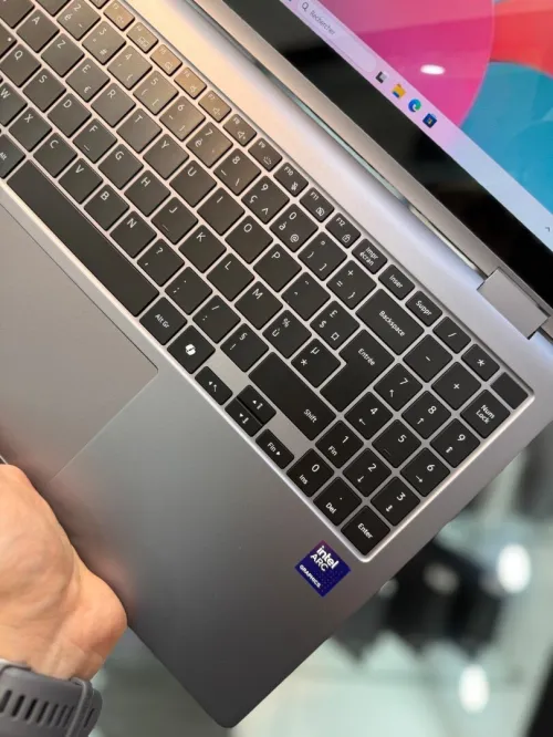 Samsung GALAXY BOOK 5 Pro AMOLED 120Hz - Ultra 7 256V - 16Go - 512Go - Intel ARC Graphique