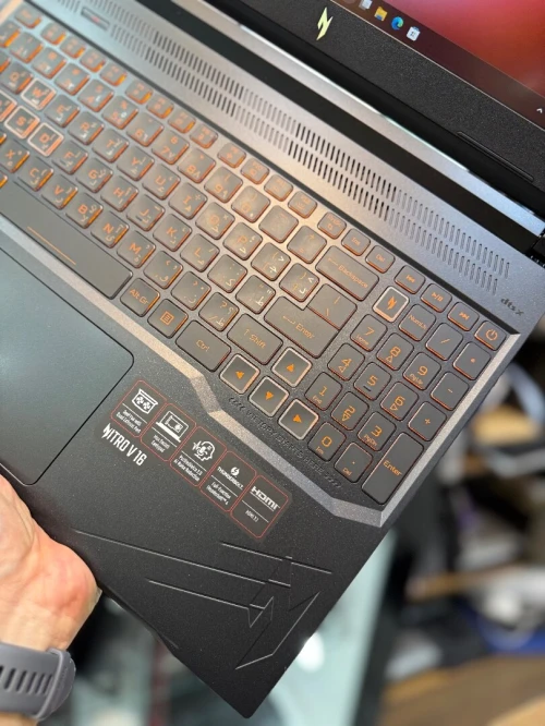 Acer Nitro V16 165Hz - i7 14650HX - 16Go - 512Go - RTX 4060 8Go
