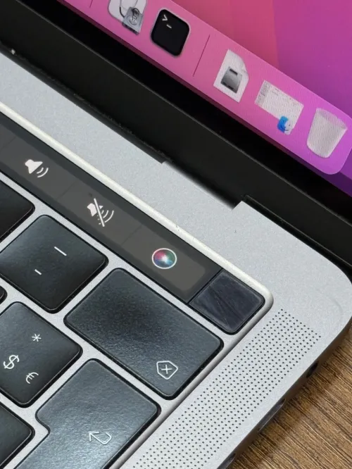 MacBook Pro 2020 13" TB - i7 2.6 Ghz - 16Go - 512Go - Intel Iris Plus