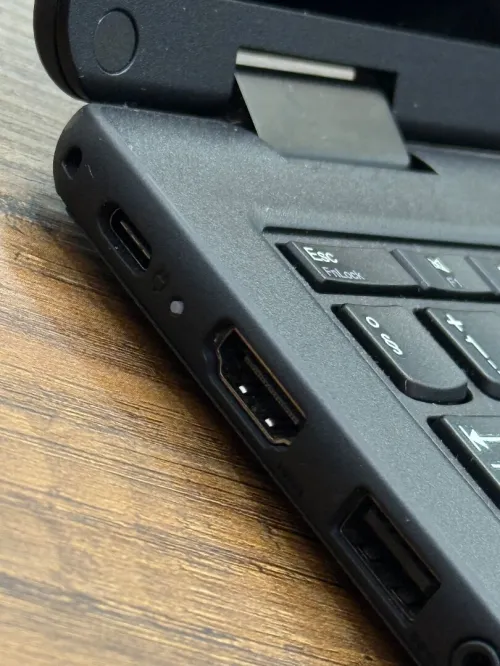 Lenovo ThinkPad 11e - i5 8200Y - 8Go - 256Go SSD - Intel UHD Graphics 615