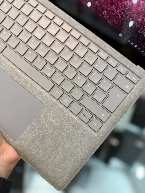 Microsoft Laptop 2 13.5" Tactile - i5 8350u - 8Go - 256Go - Intel UHD Graphics