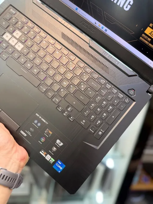 Asus TUF F17 144Hz - i7 11800H - 16Go - 1To - RTX 3060 6Go