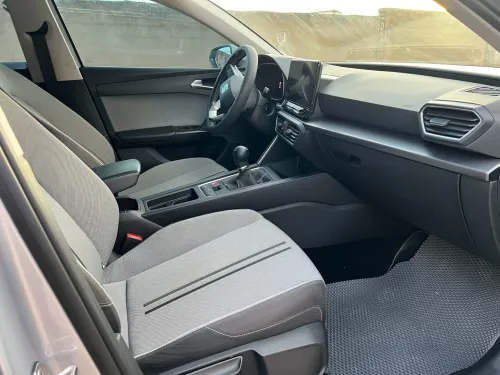 Seat Leon 2021 Hola