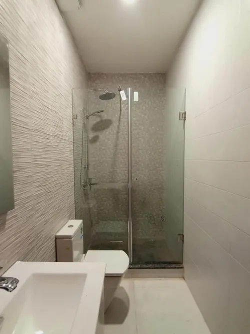 Cabine et paroi de douche 