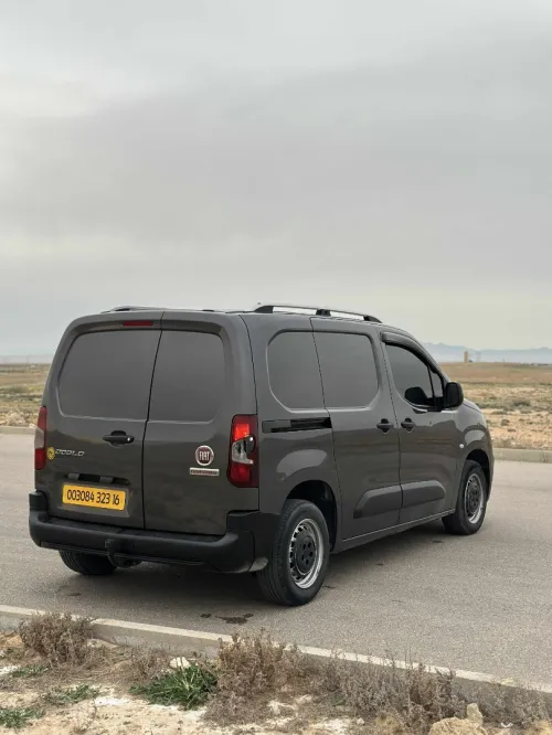 Fiat Doblo 2023 Italie