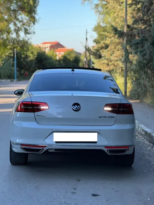 Volkswagen Passat 2017 R line