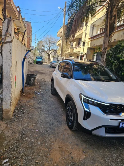 Kia Sonet  2025 Luxury