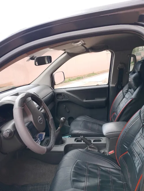 Nissan Navara 2012 Elegance 4x2