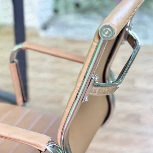 Chaise PDG NOBLE opérateur beige de la marque Mobix dz