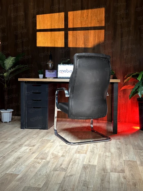 Chaise bureau PDG CIRTA noir en simili cuir de la marque Mobix dz