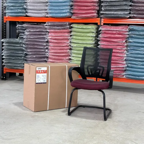 Chaise bureau visiteur filet en couleur rouge grenat Mobix dz
