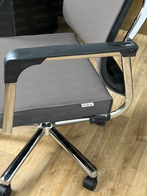 Chaise de bureau SEDIA EXECUTIVE opérateur en simili cuir marque MOBIX DZ