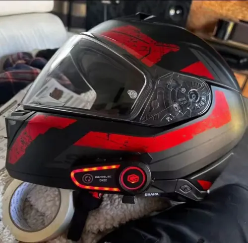 BLUETOOTH DE CASQUE MOTO سماعات بلوتوث لكاسك الدراجات النارية