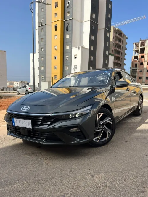 Hyundai Elantra 2025 La toute