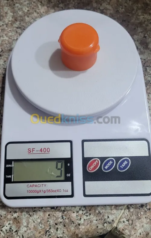 Moule bouchon  verseur COL 28 