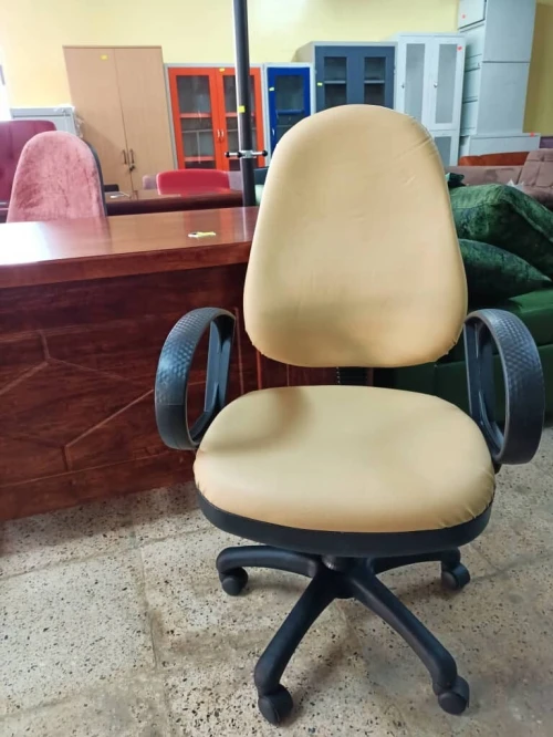Chaise dactylo en polyuréthane