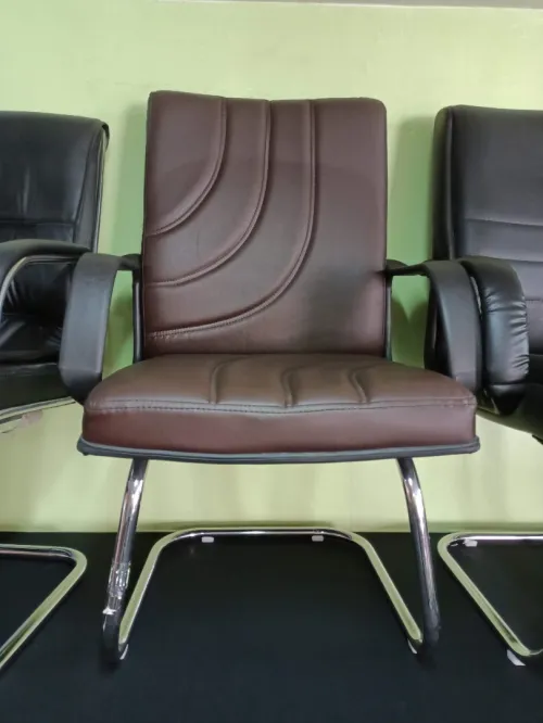 Chaise visiteur ergonomique