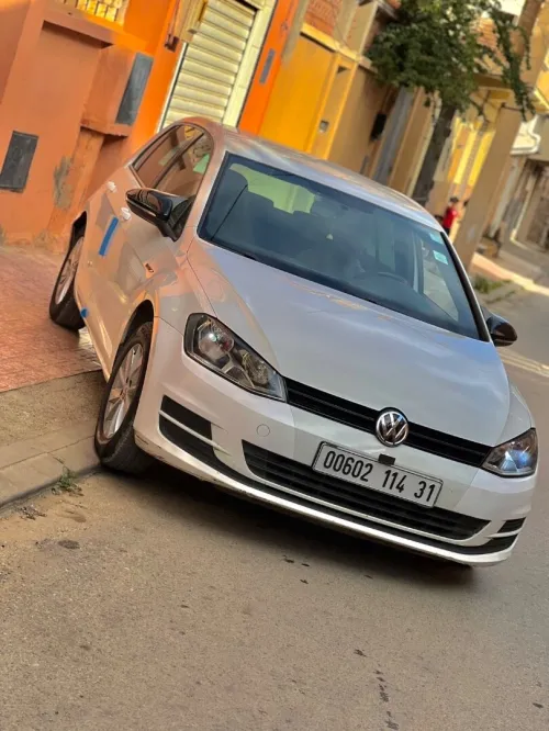 Volkswagen Golf 7 2014 Trendline +