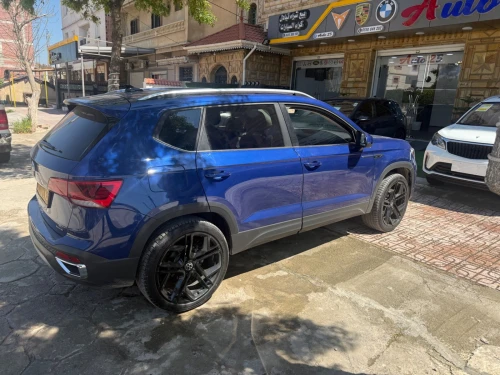 Volkswagen Taos 2024 SEL