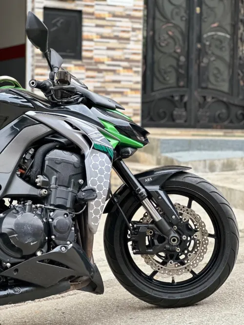 Kawasaki Z1000 2016