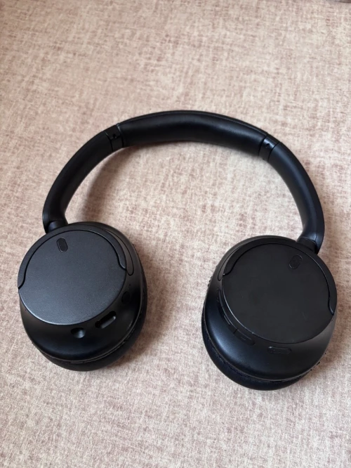 Sony WH-CH720NB Casque Bluetooth sans fil avec suppression du bruit Microphone intégré Jusqu'à 35 he