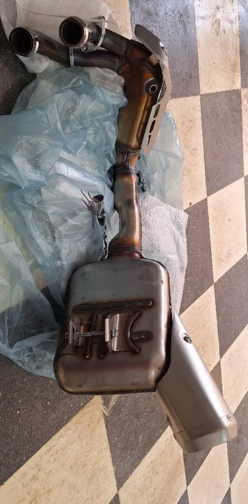 YAMAHA SILENCIEUX MT07 2024