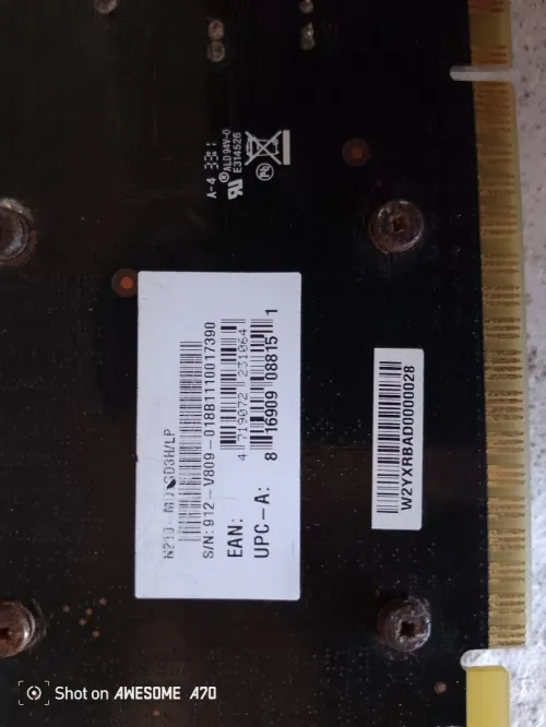 NVIDIA GeForce 210 1go vram gddr3 