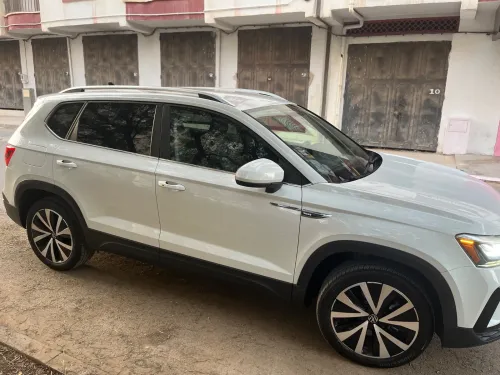 Volkswagen Taos 2022 SE