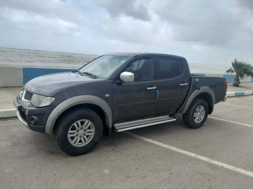 Mitsubishi L200 2012 L200